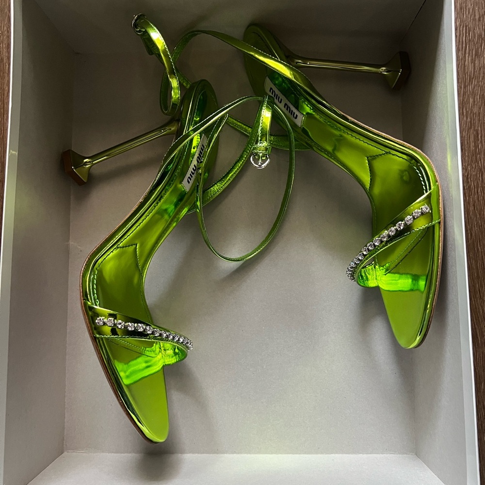 Miu Miu Calzature Donna Crystal-Trimmed Metallic Leather Sandals Heels - Picture 7 of 12